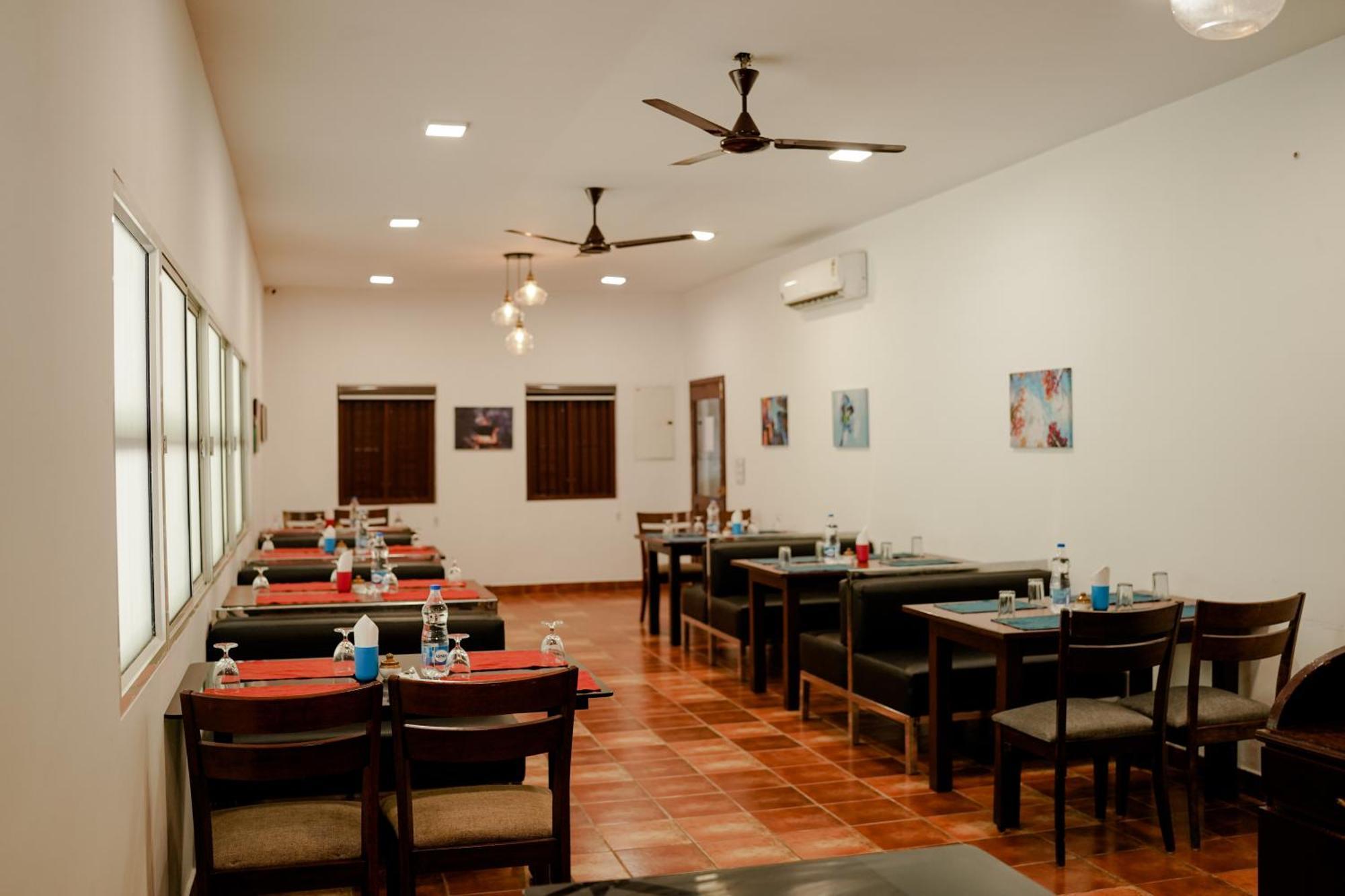 Marari Beach Palace Mararikulam Ngoại thất bức ảnh